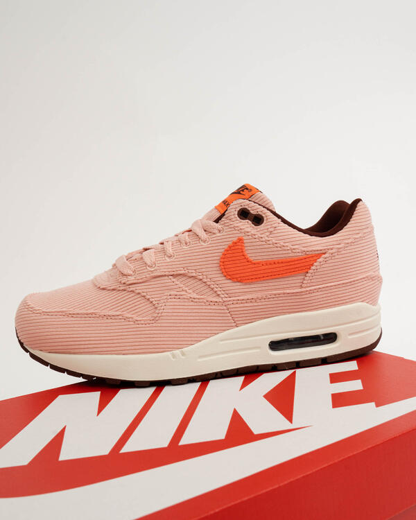 Coral stardust nike on sale 27